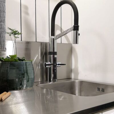 stalatex tunturi taustalevy keittiotaso stankskydd diskbank 900x600 1